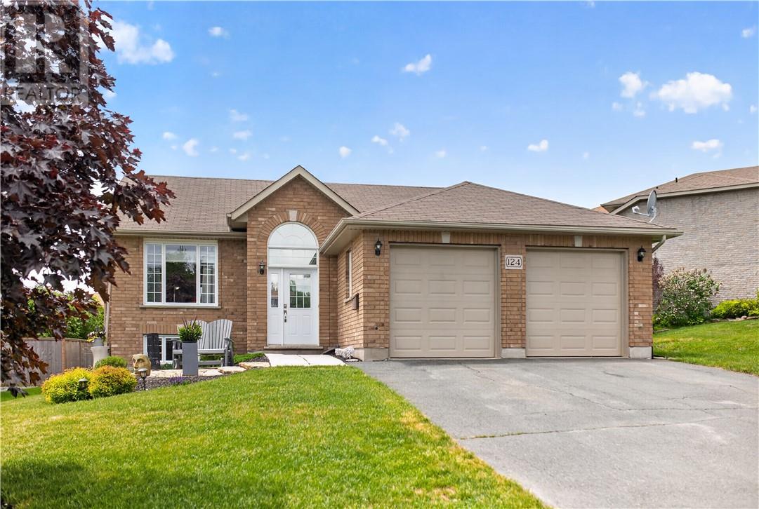 124 Bayside Crescent, Sudbury, Ontario  P3B 0B9 - Photo 1 - 2128566
