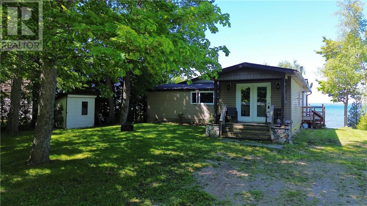 965 Highway 551, M'chigeeng, Ontario  P0P 1G0 - Photo 2 - 2128564