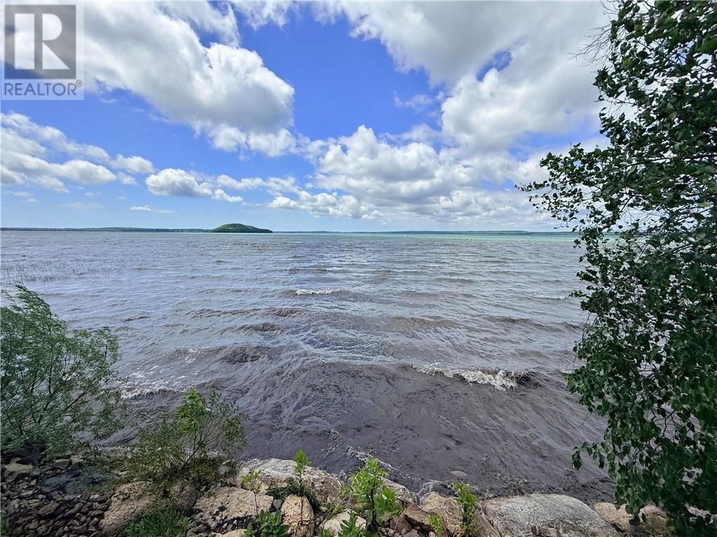 965 Highway 551, M'chigeeng, Ontario  P0P 1G0 - Photo 3 - 2128564