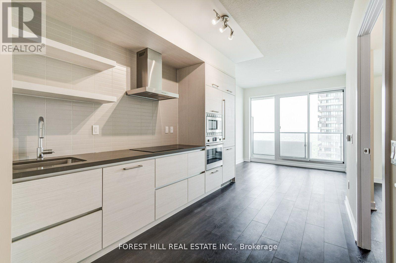 5010 - 2221 YONGE STREET Toronto (Mount Pleasant West), ON M4S 2B4