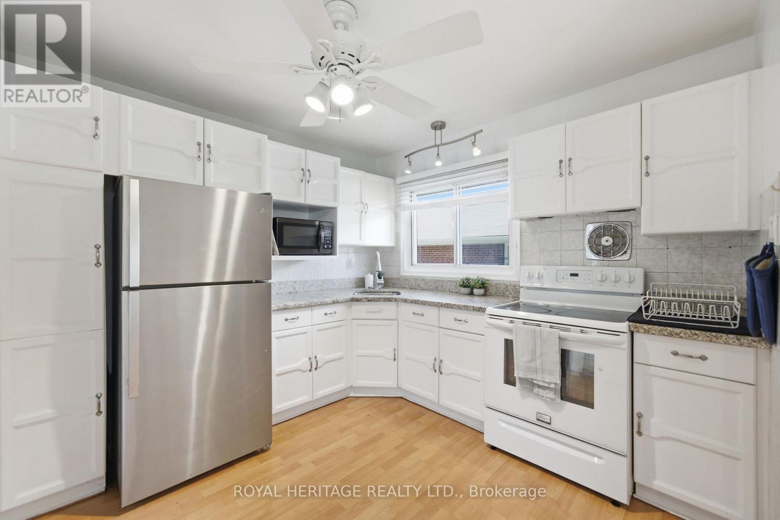 15 Golfhaven Drive, Toronto, Ontario  M1G 2C8 - Photo 12 - E13454554
