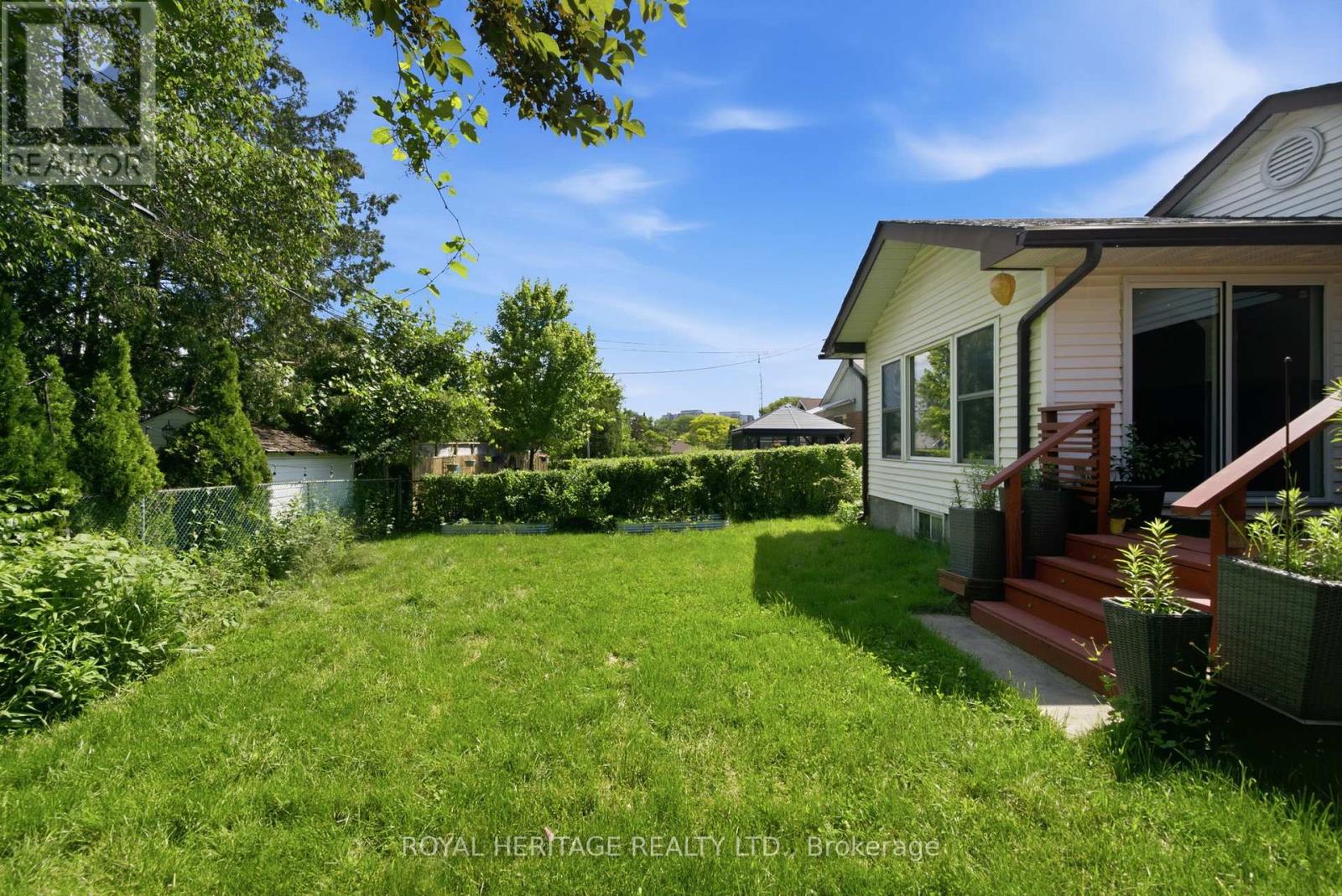 15 Golfhaven Drive, Toronto, Ontario  M1G 2C8 - Photo 36 - E13454554