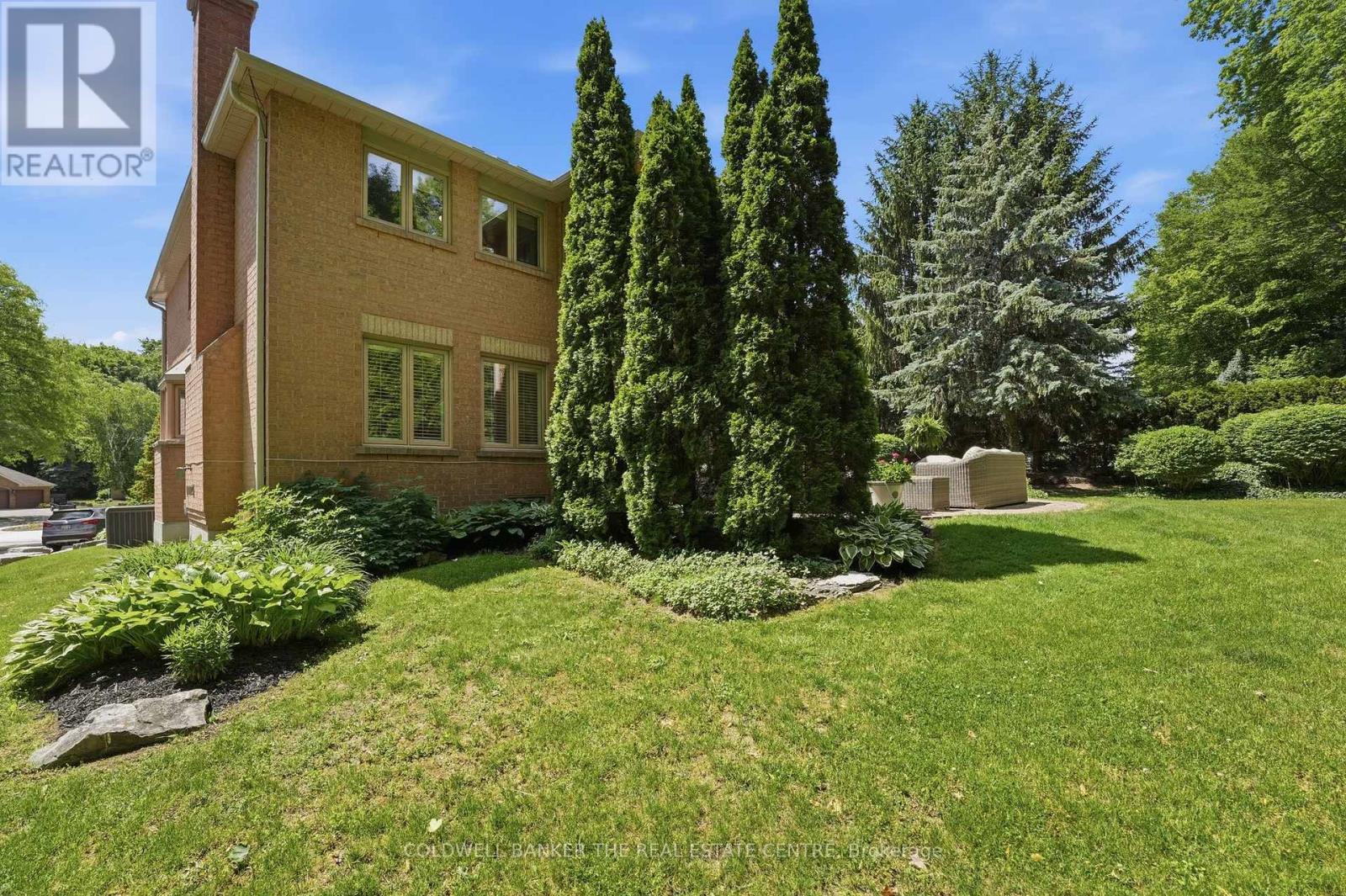 49 Falling Leaf Court, Aurora, Ontario  L4G 6K6 - Photo 35 - N13454564