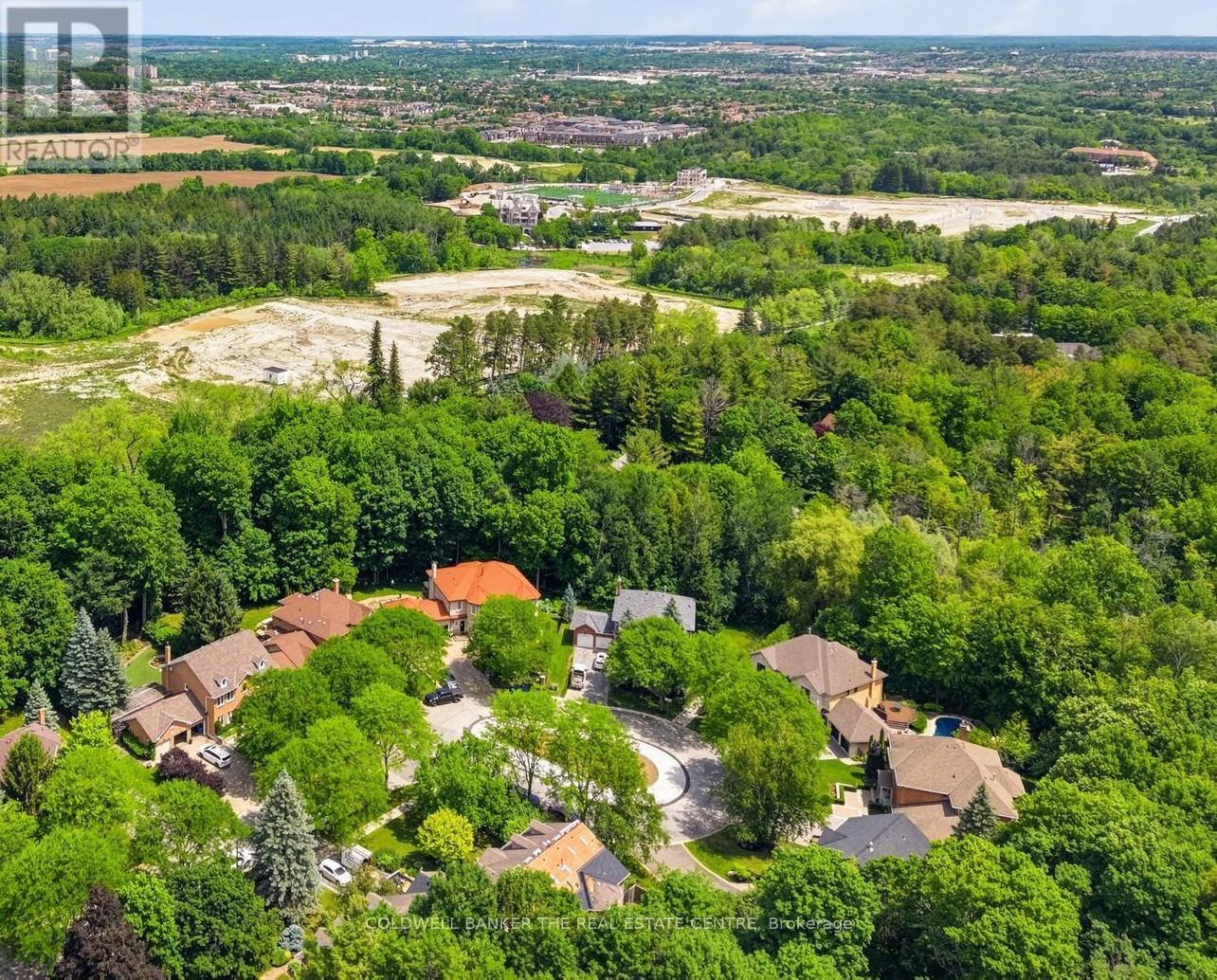 49 Falling Leaf Court, Aurora, Ontario  L4G 6K6 - Photo 40 - N13454564