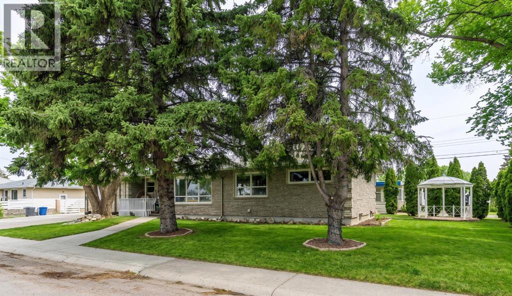890 Hargrave Way NW, Medicine Hat, Alberta T1A 6Y9 - Photo 42 - A2304270