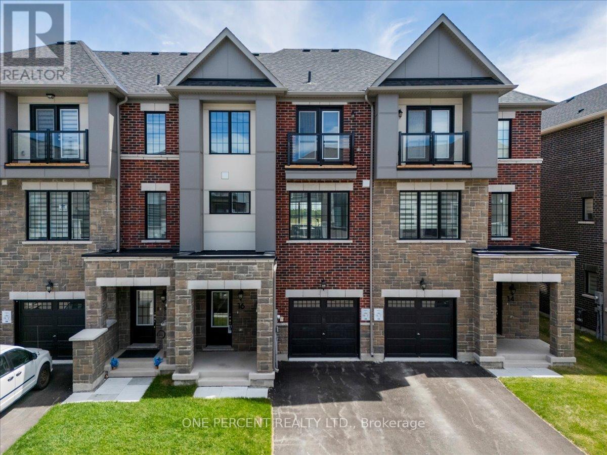 16 PEAREN LANE, Barrie, Ontario
