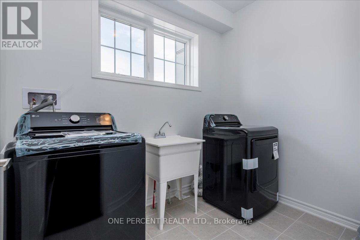 16 Pearen Lane, Barrie, Ontario  L9J 0Z7 - Photo 16 - S13454556