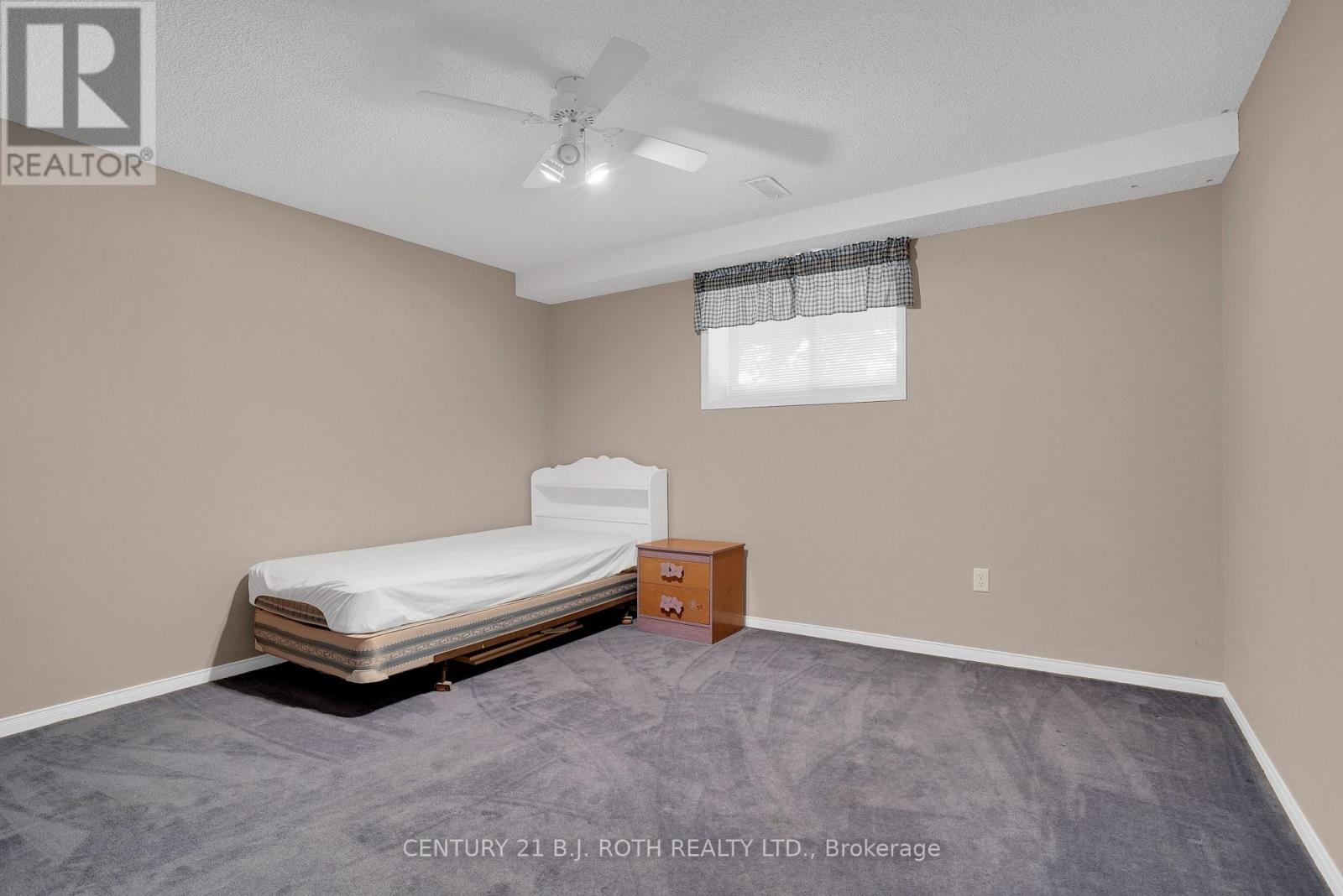 74 Peregrine Road, Barrie, Ontario  L4M 6P7 - Photo 15 - S13454624