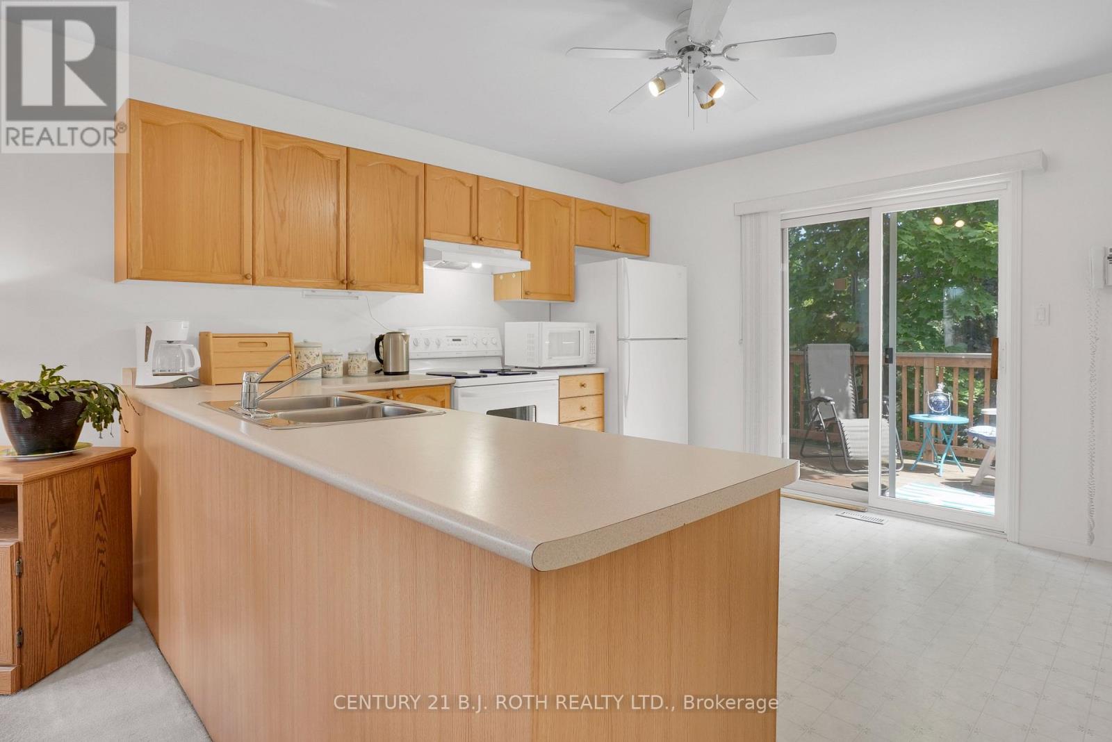74 Peregrine Road, Barrie, Ontario  L4M 6P7 - Photo 8 - S13454624