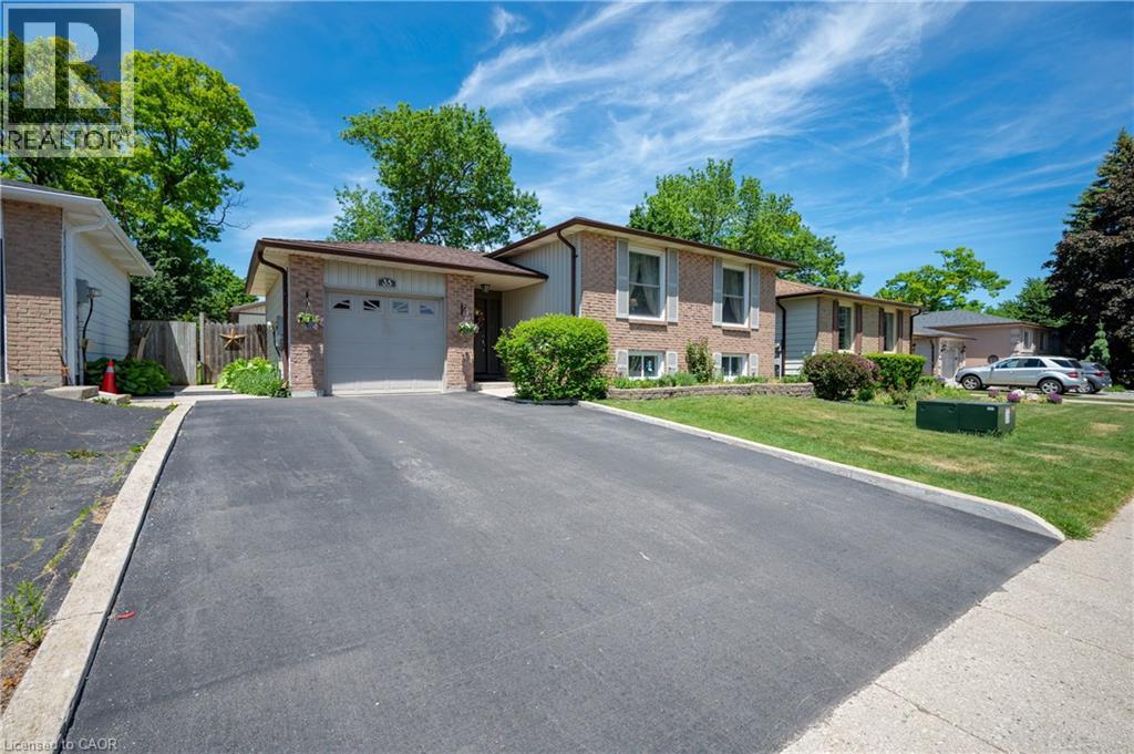 35 Barnicke Drive, Cambridge, Ontario  N3C 3M2 - Photo 4 - 40834792