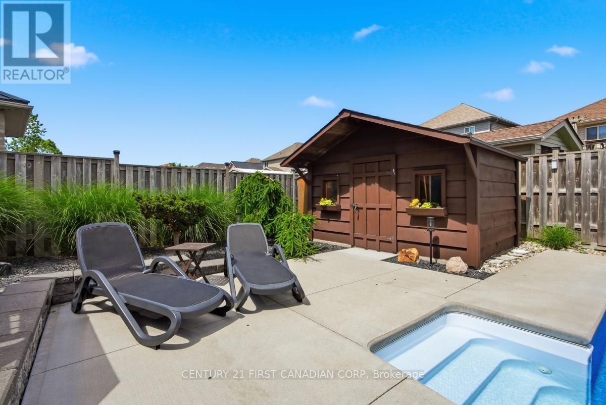 1694 Green Gables Road, London South, Ontario  N6M 0A3 - Photo 37 - X13454714