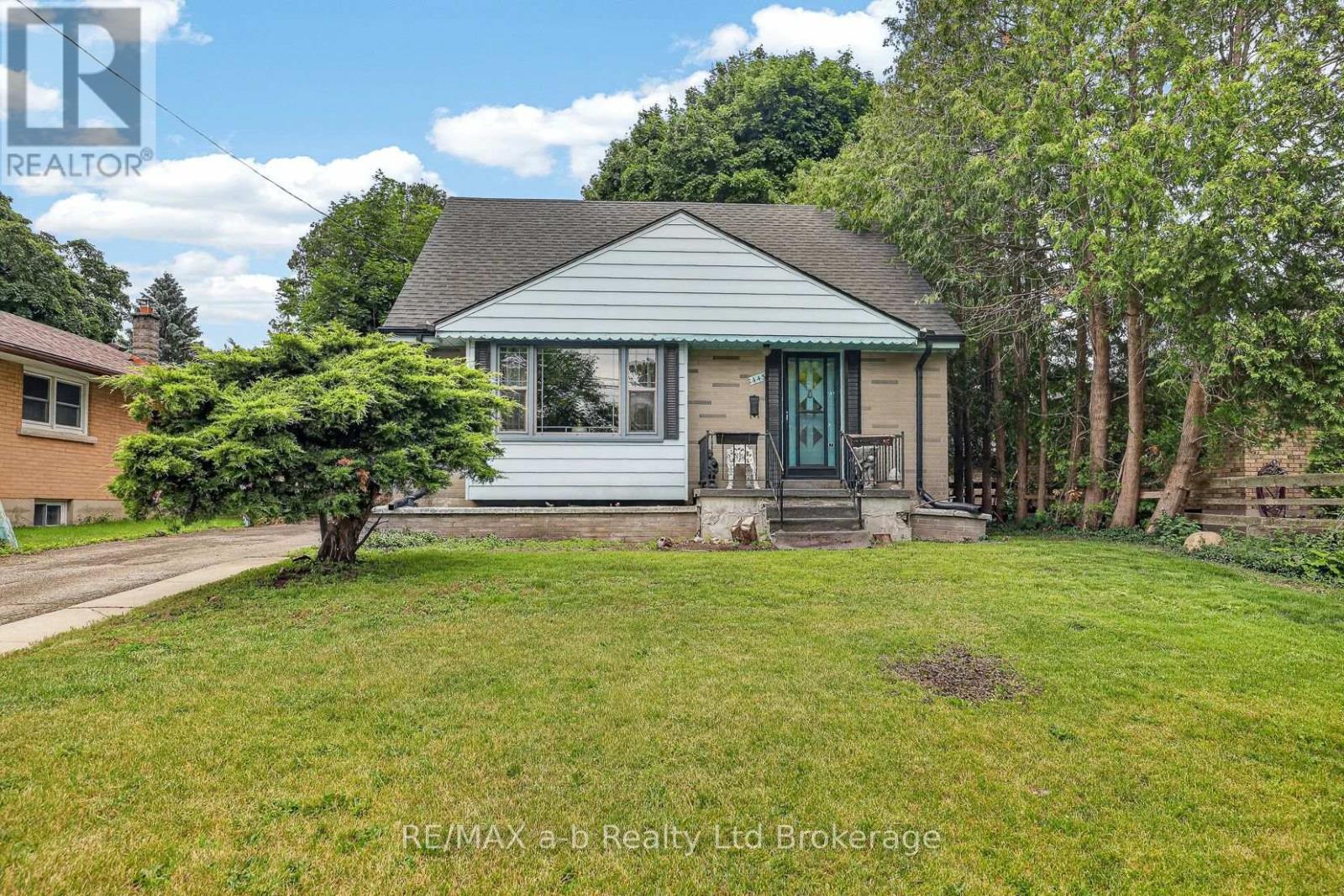443 Rivercrest Drive, Woodstock, Ontario  N4S 5W5 - Photo 3 - X13454734