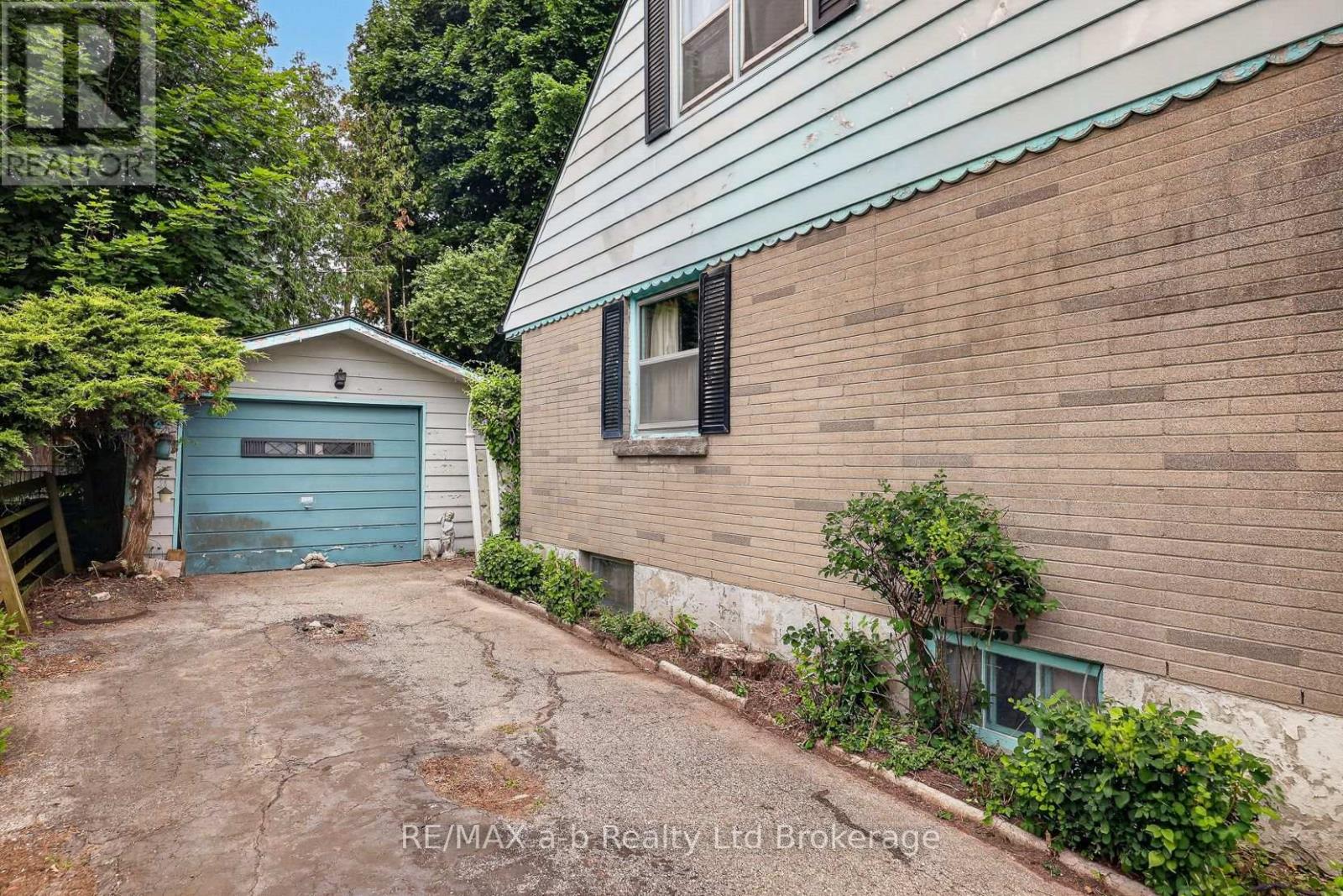 443 Rivercrest Drive, Woodstock, Ontario  N4S 5W5 - Photo 6 - X13454734