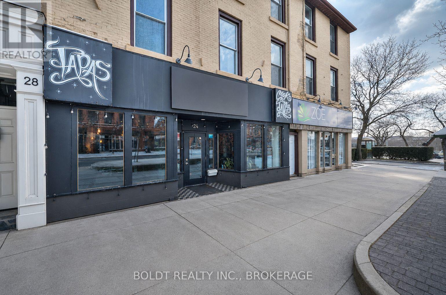 24 St. Paul Street, St. Catharines, Ontario  L2R 3M2 - Photo 1 - X13454712