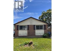 1411 BAYSWATER CRESCENT, Windsor, Ontario