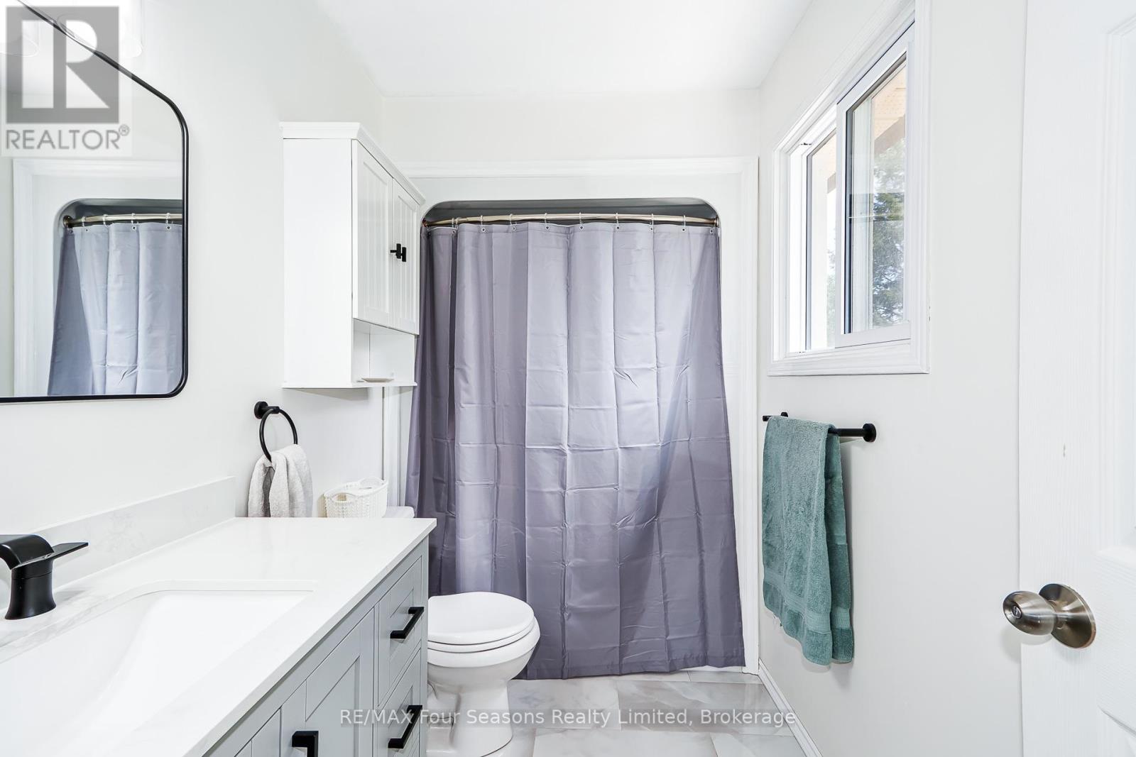 261 Superior Street, Clearview, Ontario  L0M 1S0 - Photo 32 - S13454672