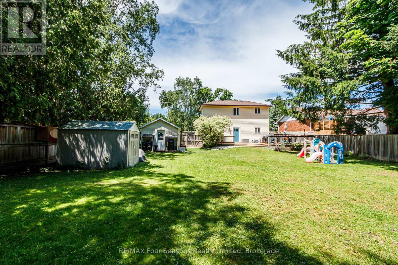 261 Superior Street, Clearview, Ontario  L0M 1S0 - Photo 42 - S13454672