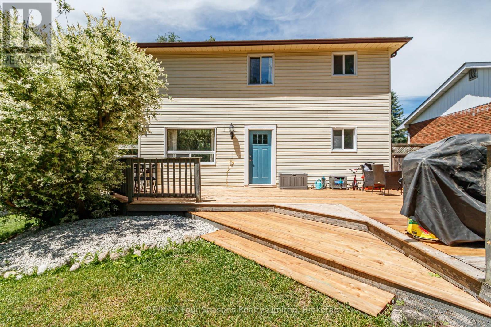 261 Superior Street, Clearview, Ontario  L0M 1S0 - Photo 44 - S13454672