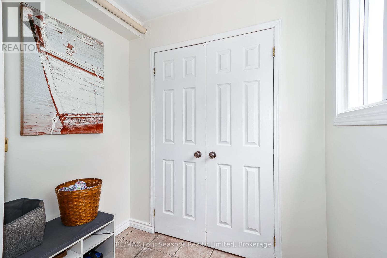 261 Superior Street, Clearview, Ontario  L0M 1S0 - Photo 8 - S13454672