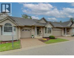 74 AUTUMN RIDGE Trail Unit# 33, kitchener, Ontario