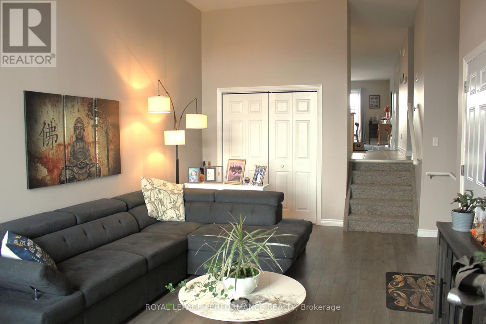 290 Glen Nora Drive, Cornwall, Ontario  K6H 0A8 - Photo 4 - X13454744