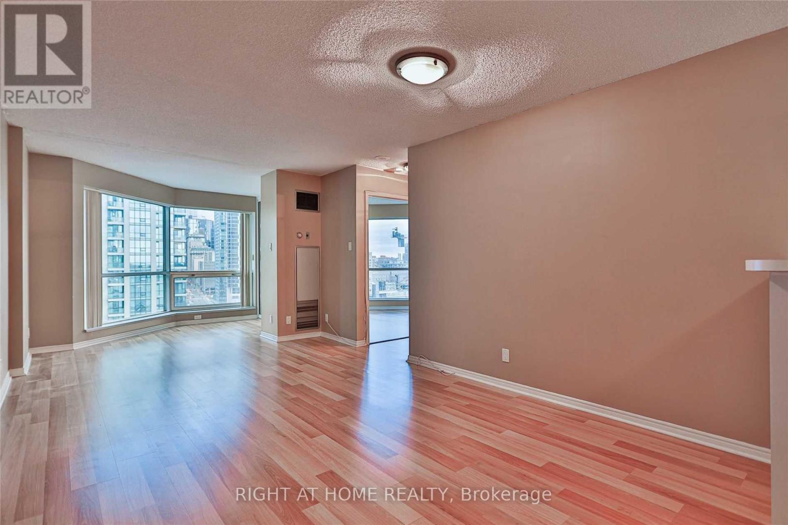 1706 - 10 Yonge Street, Toronto, Ontario  M5E 1R4 - Photo 13 - C13454648