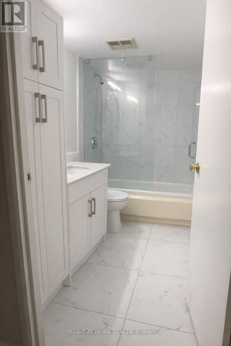 1706 - 10 Yonge Street, Toronto, Ontario  M5E 1R4 - Photo 20 - C13454648