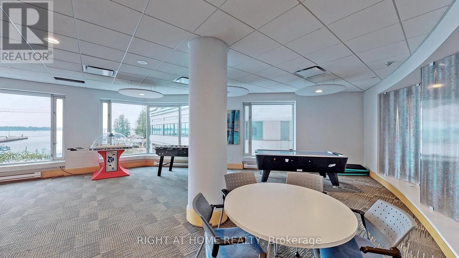 1706 - 10 Yonge Street, Toronto, Ontario  M5E 1R4 - Photo 29 - C13454648