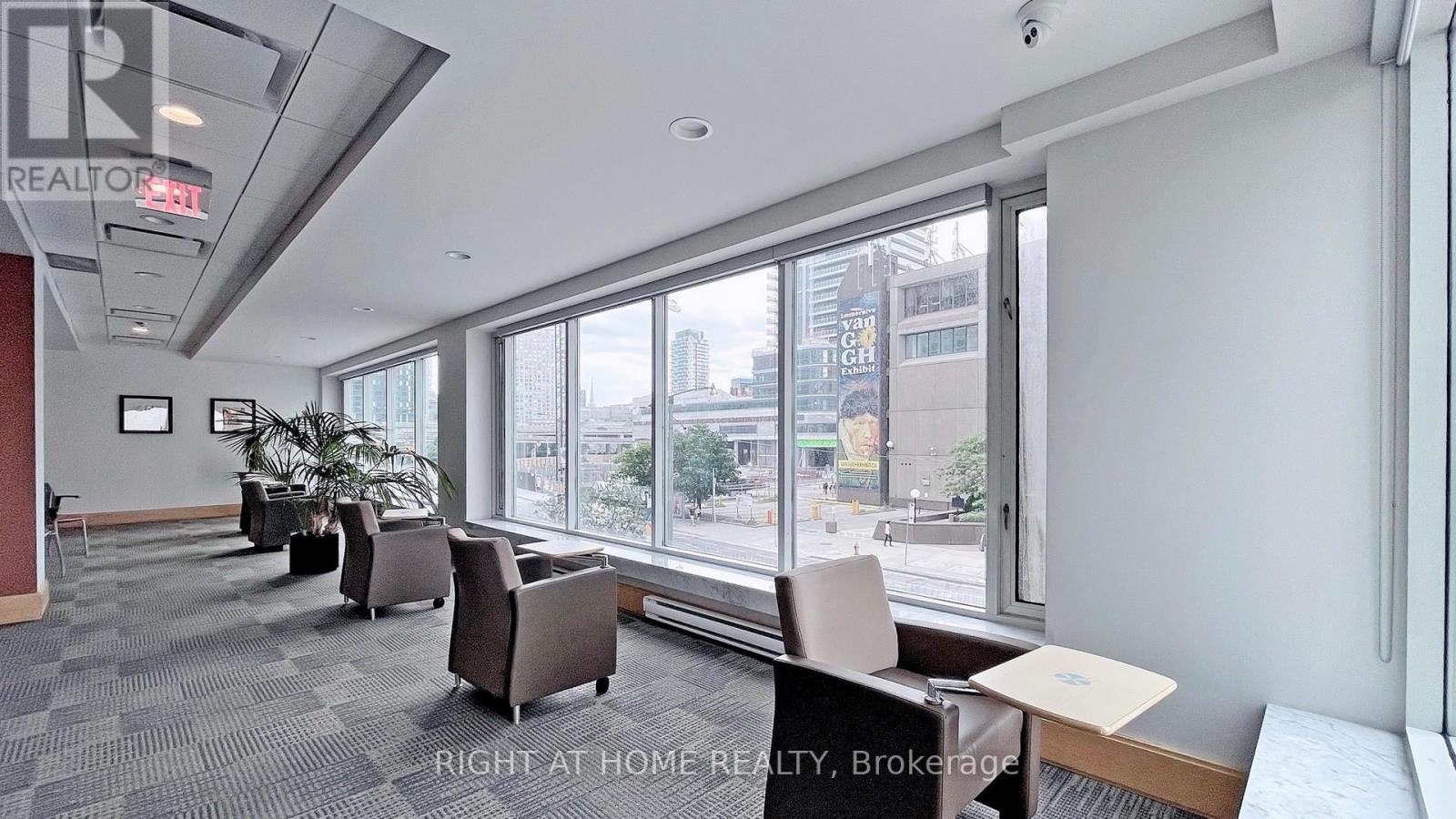1706 - 10 Yonge Street, Toronto, Ontario  M5E 1R4 - Photo 31 - C13454648