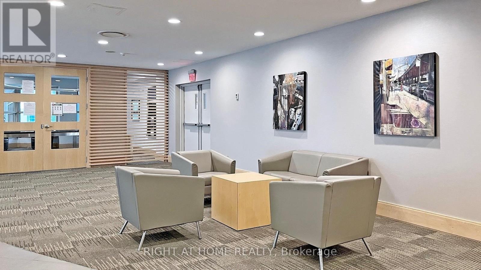 1706 - 10 Yonge Street, Toronto, Ontario  M5E 1R4 - Photo 32 - C13454648