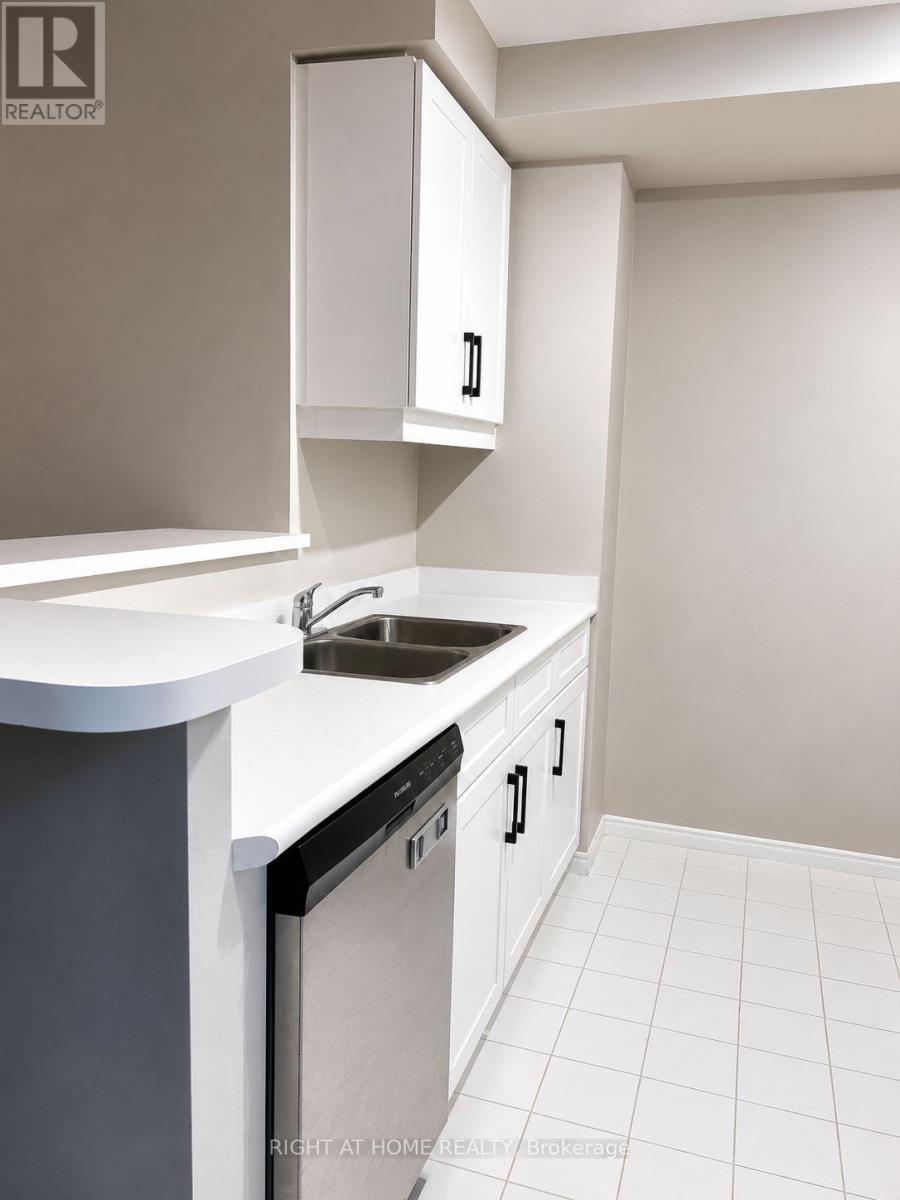 1706 - 10 Yonge Street, Toronto, Ontario  M5E 1R4 - Photo 7 - C13454648
