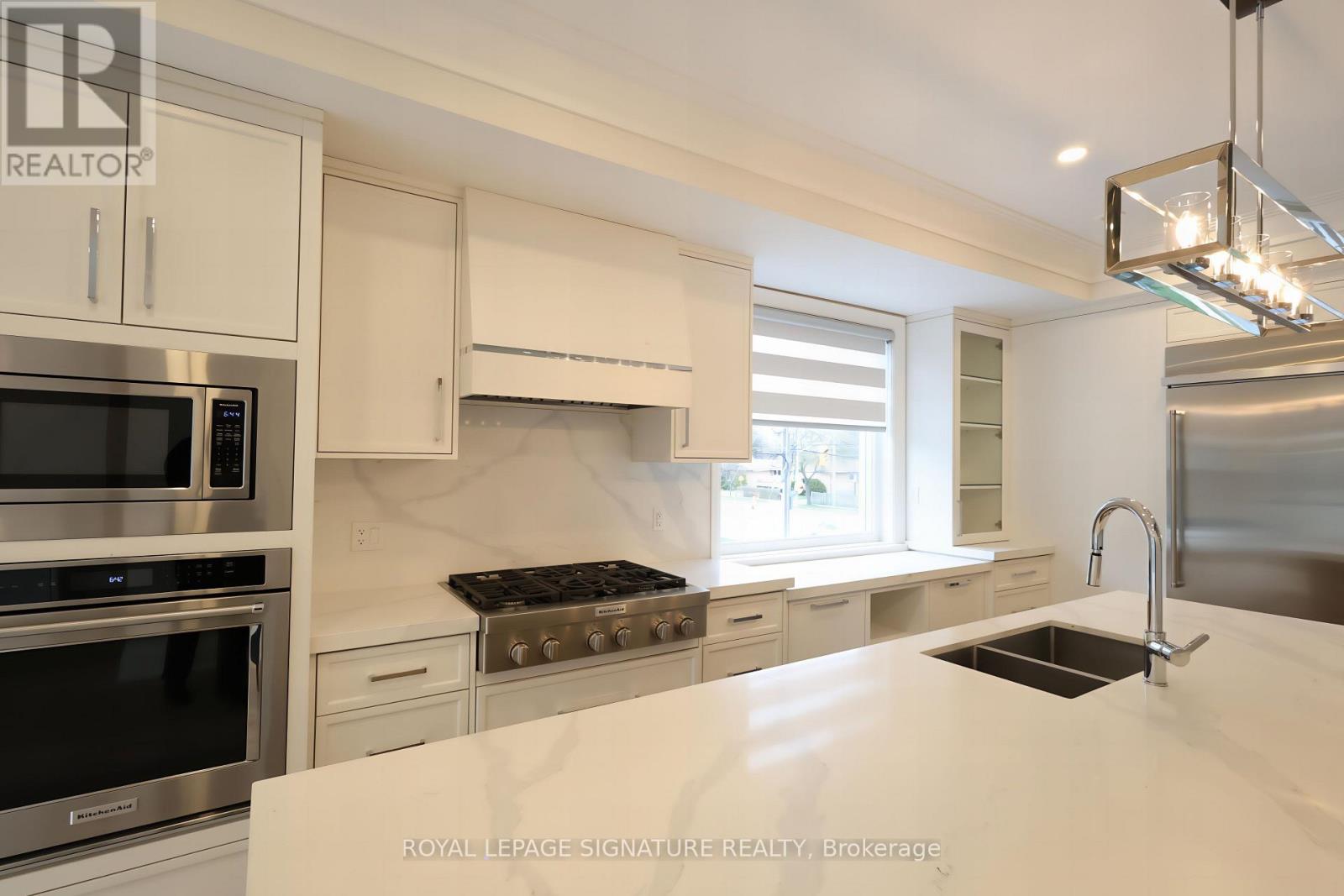3062 Bayview Avenue, Toronto, Ontario  M2M 3R7 - Photo 9 - C13454766