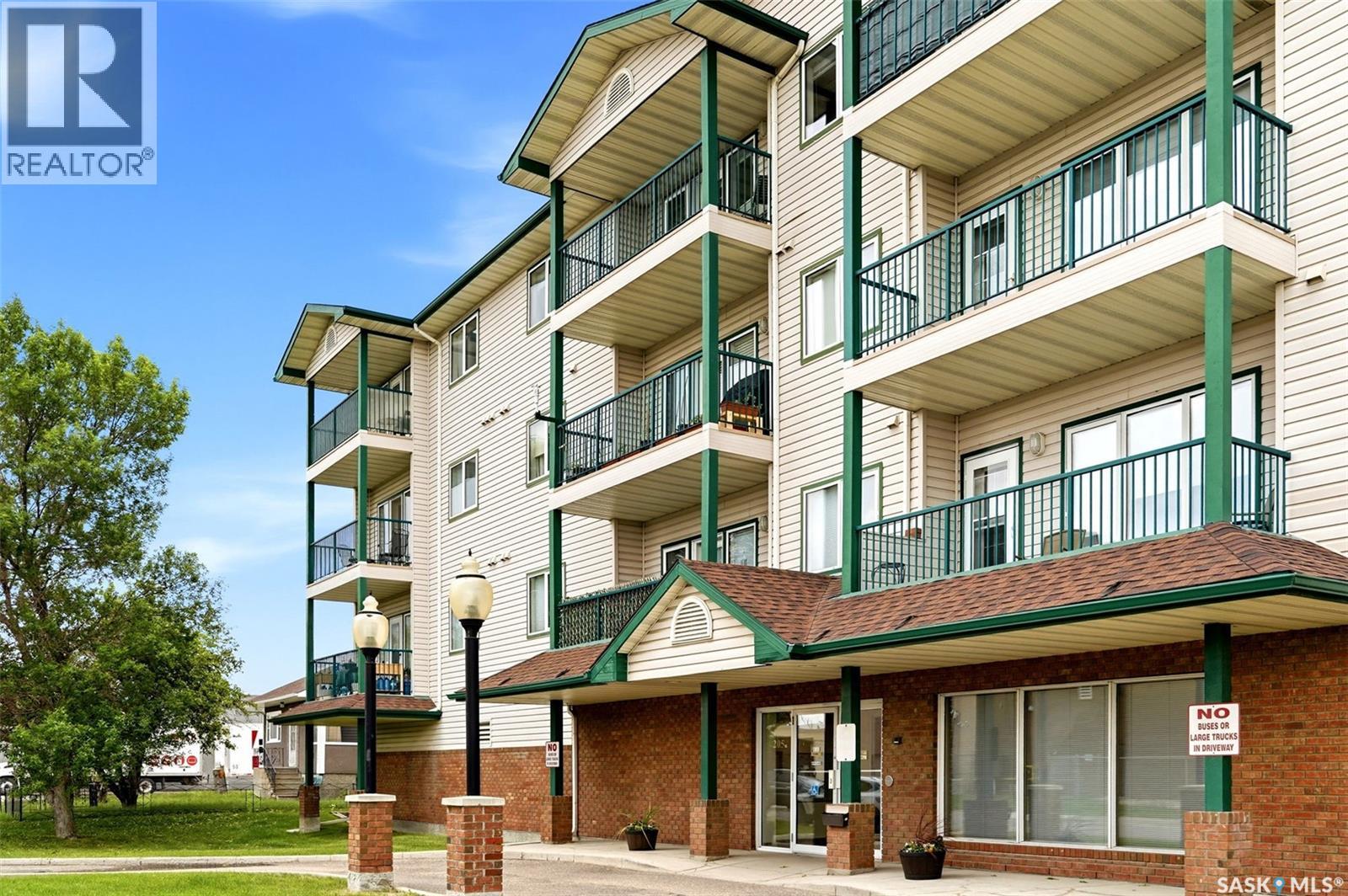 403 205 Mcintyre Street N, Regina, Saskatchewan  S4R 3B7 - Photo 1 - SK039344