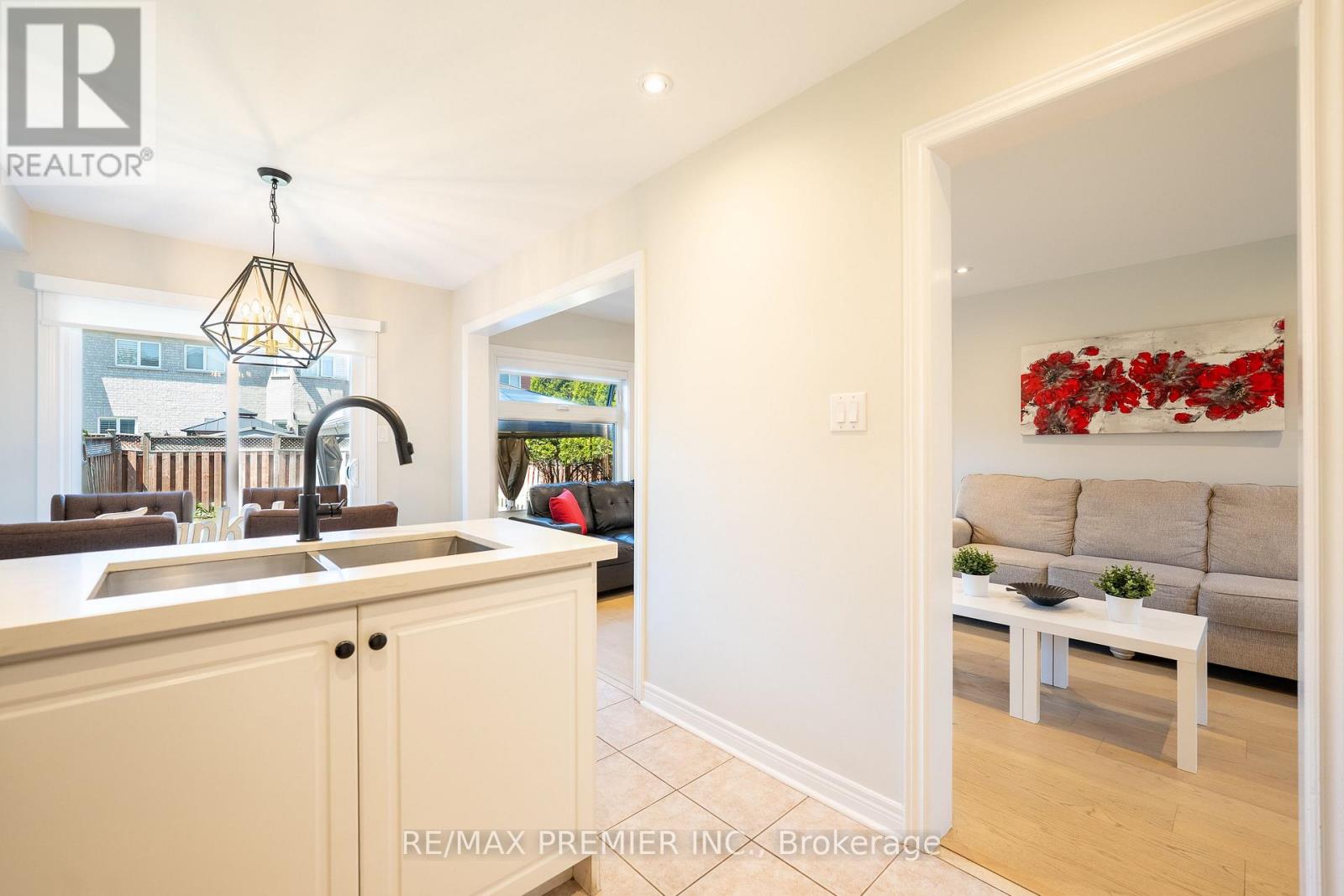 22 Laura Sabrina Drive, Vaughan, Ontario  L4H 1M6 - Photo 14 - N13454704
