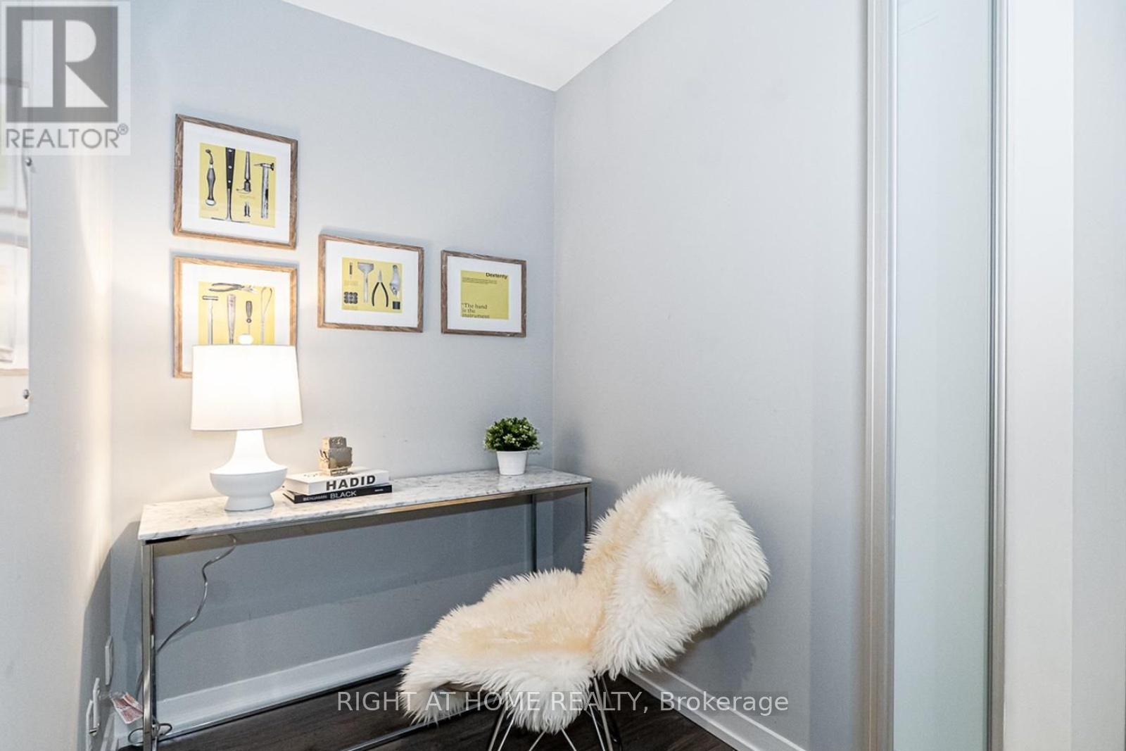 5608 - 950 Portage Parkway, Vaughan, Ontario L4K 0J7 - Photo 11 - N13454726