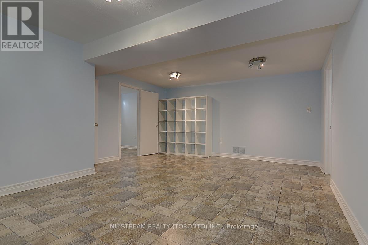 47 Hemingway Crescent, Markham, Ontario L3R 2S4 - Photo 18 - N13454750