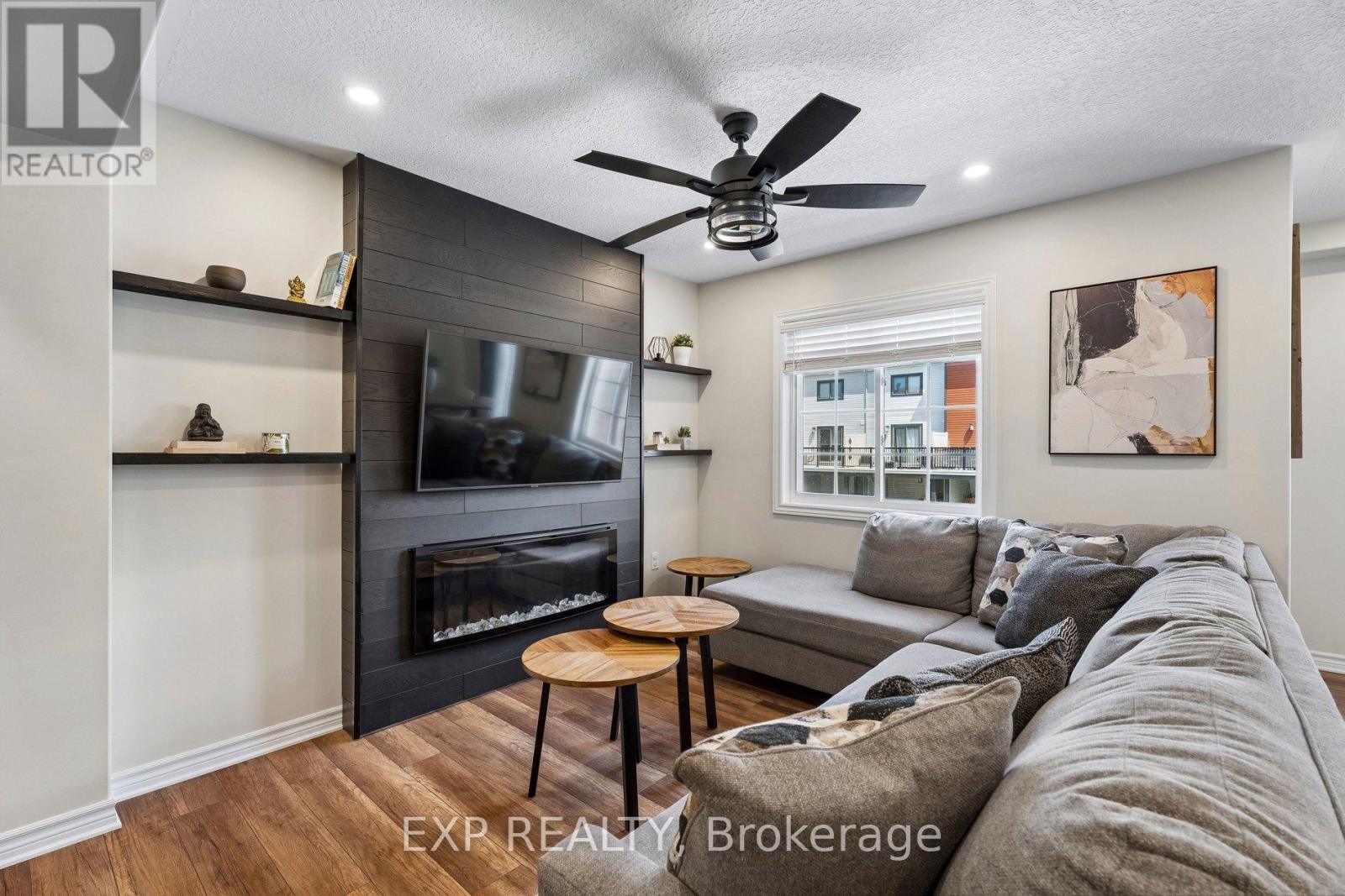 38 Andean Lane, Barrie, Ontario  L9J 0J4 - Photo 11 - S13454636