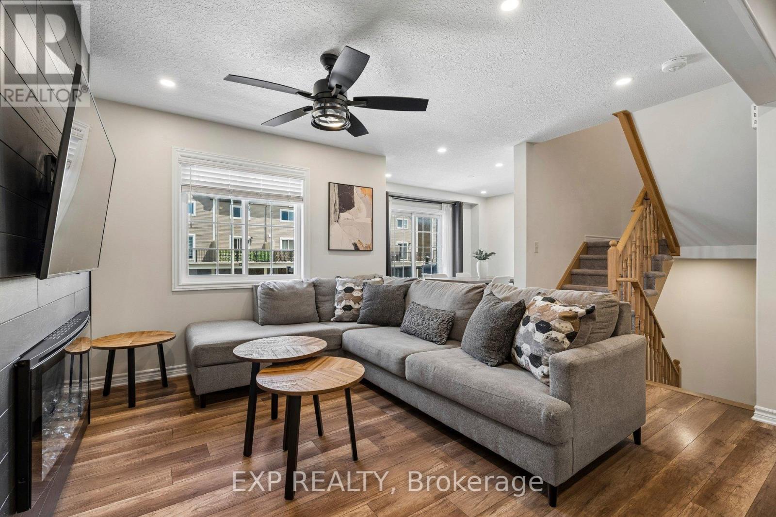 38 Andean Lane, Barrie, Ontario  L9J 0J4 - Photo 12 - S13454636