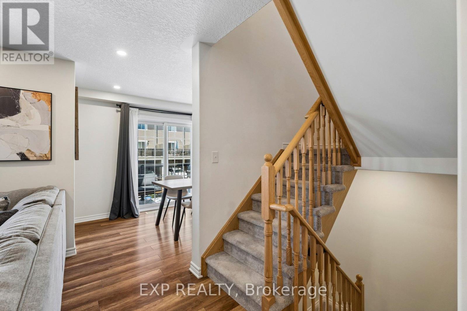 38 Andean Lane, Barrie, Ontario  L9J 0J4 - Photo 8 - S13454636