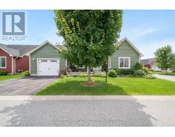 1 BAY MOORINGS BOULEVARD, Penetanguishene, Ontario