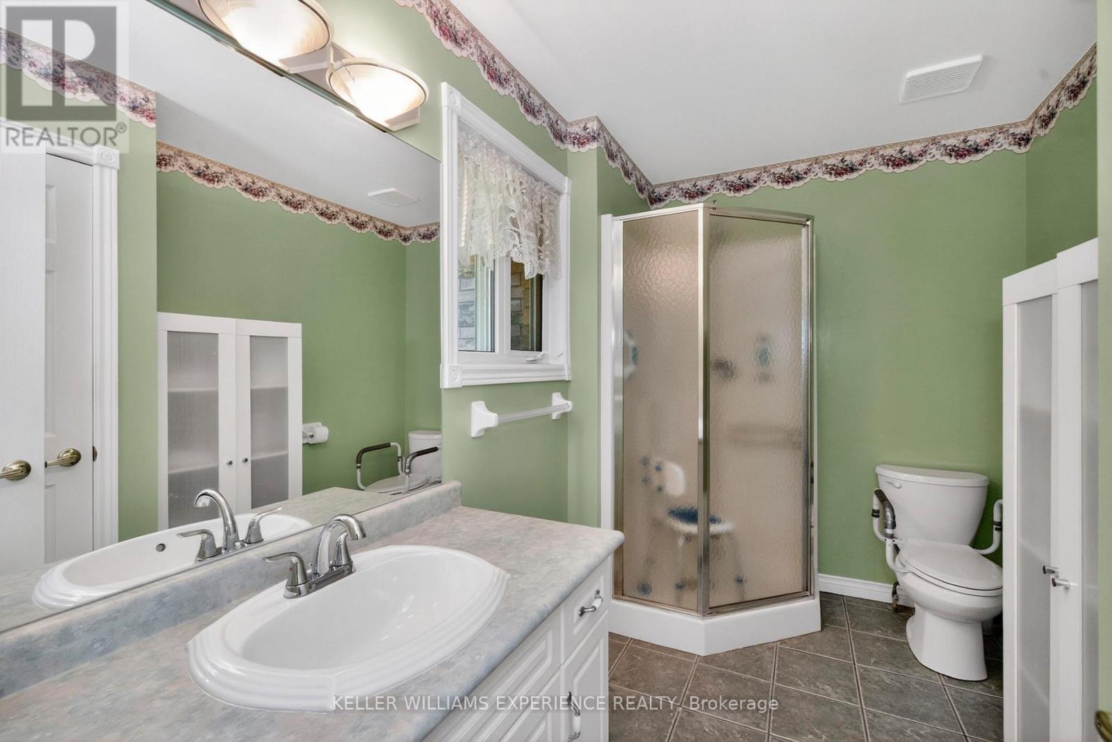 2 Greenshields Crescent, Oro-Medonte, Ontario  L0L 1T0 - Photo 21 - S13454698