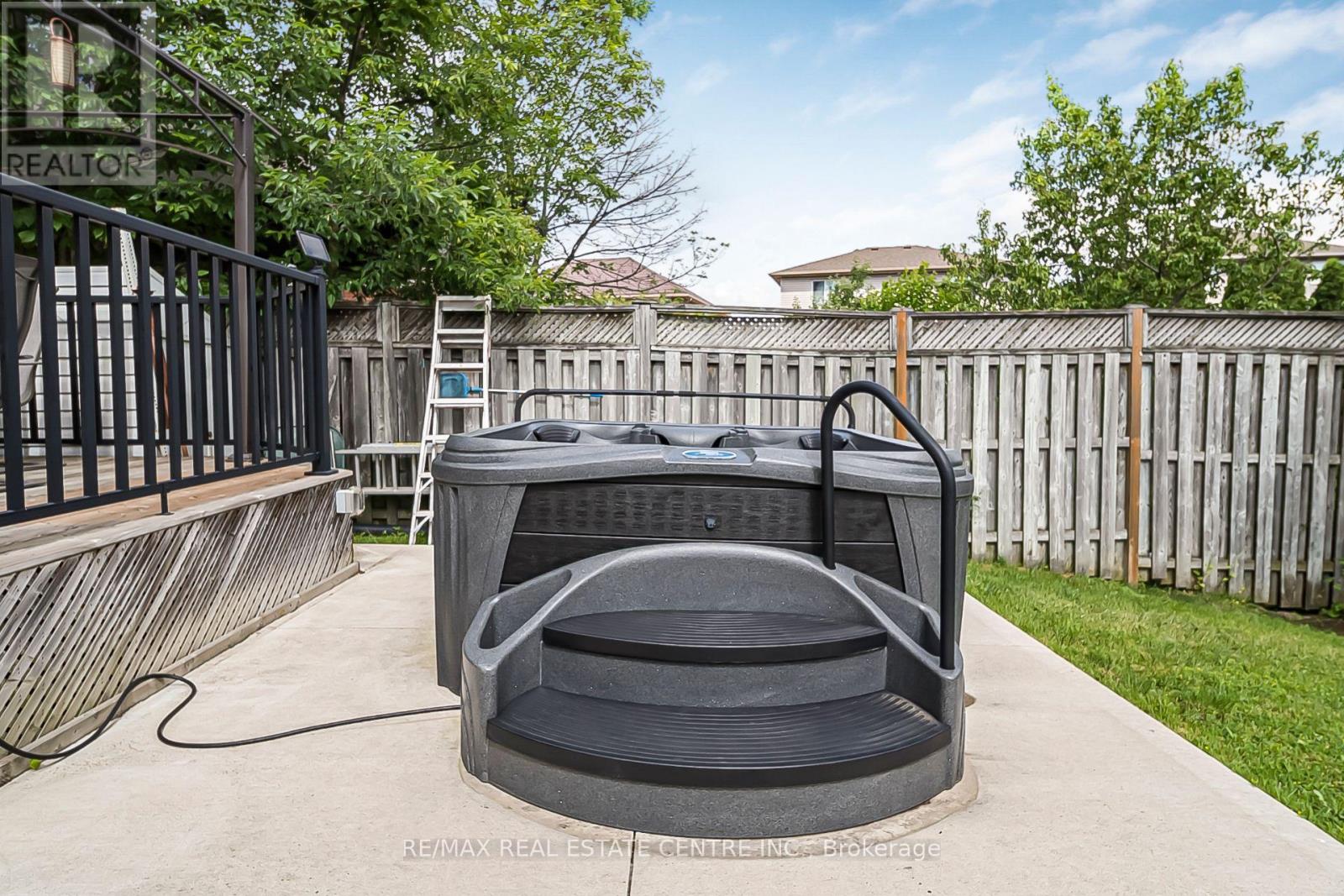 31 Cityview Crescent, Hamilton, Ontario  L8J 3V1 - Photo 44 - X13428400