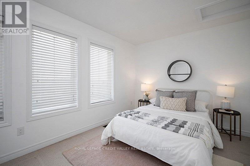 29 - 1401 Plains Road E, Burlington, Ontario L7R 0C2 - Photo 20 - W13454720