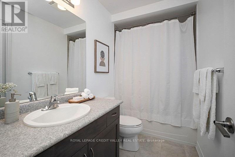 29 - 1401 Plains Road E, Burlington, Ontario L7R 0C2 - Photo 22 - W13454720