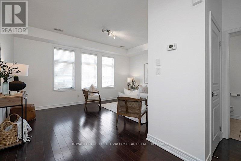 29 - 1401 Plains Road E, Burlington, Ontario L7R 0C2 - Photo 3 - W13454720