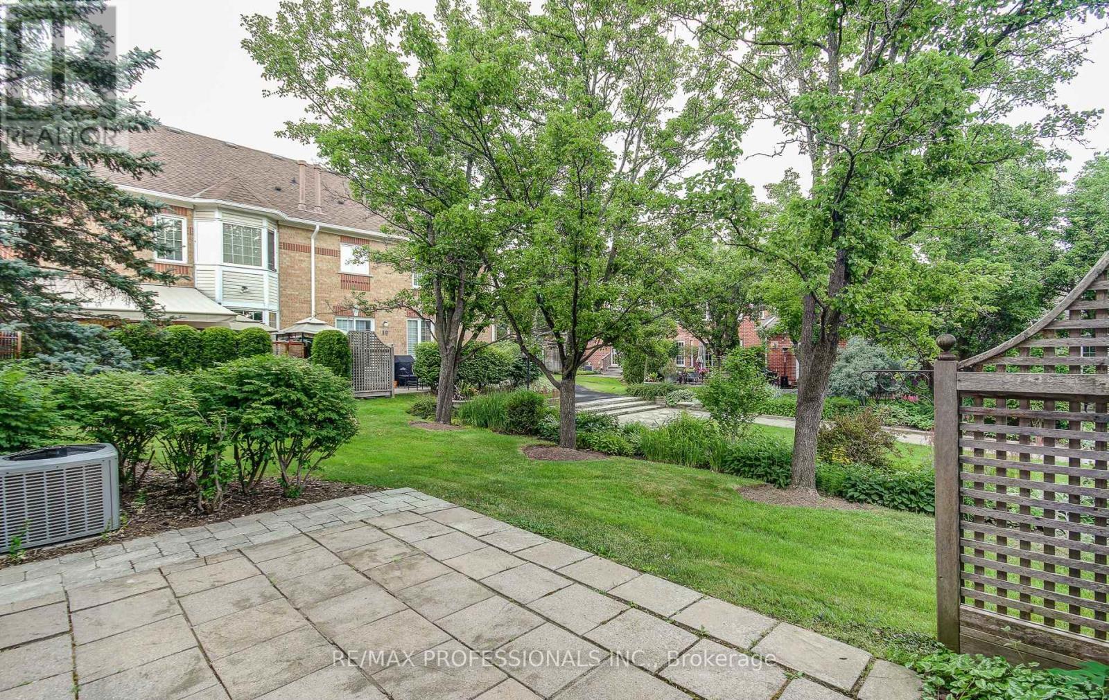 23 - 2145 Country Club Drive E, Burlington, Ontario L7M 4E1 - Photo 29 - W13454758