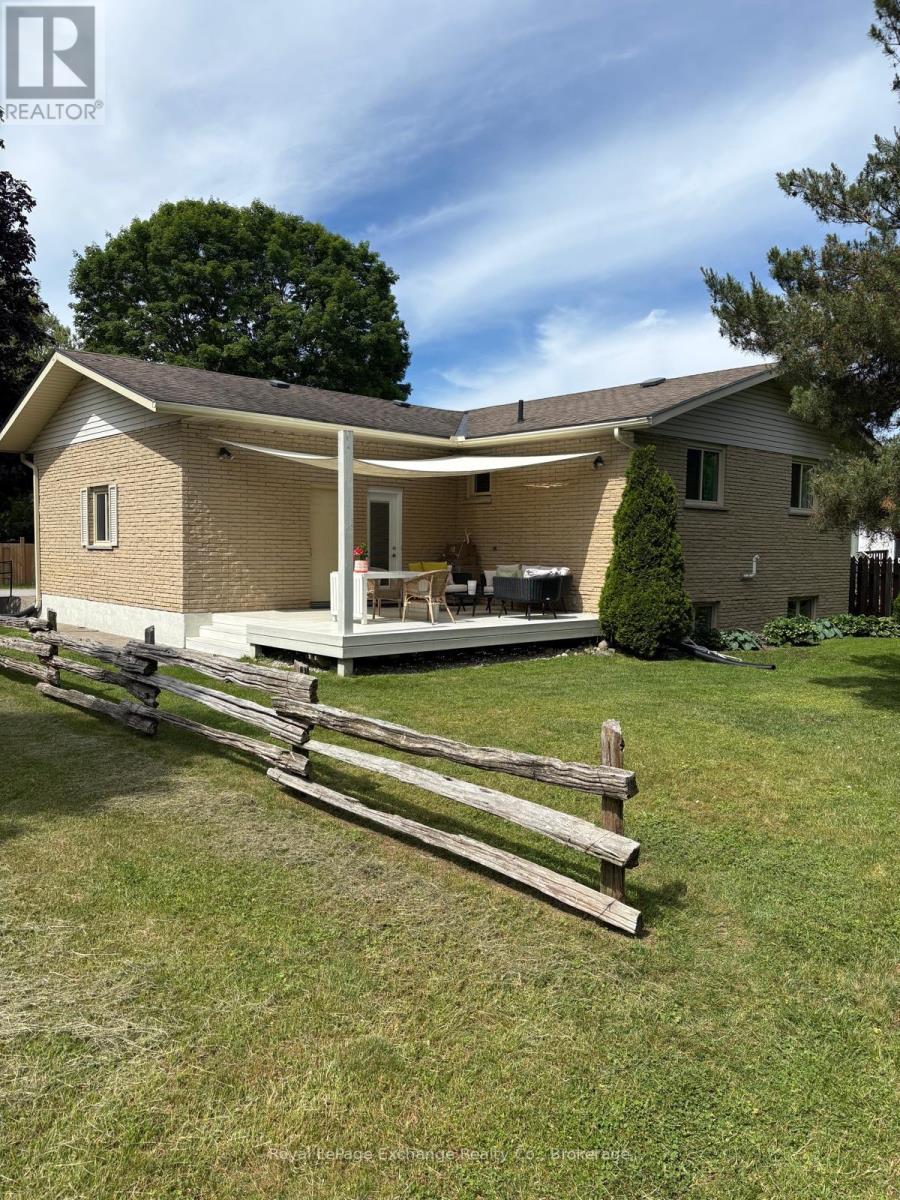579 Peirson Avenue, Saugeen Shores, Ontario  N0H 2C4 - Photo 5 - X13451974