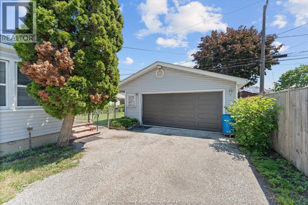 964 Eastlawn Avenue, Windsor, Ontario N8S 3H9 - Photo 2 - 26014333
