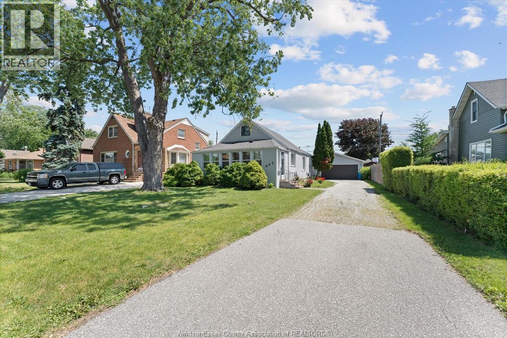 964 Eastlawn Avenue, Windsor, Ontario N8S 3H9 - Photo 4 - 26014333