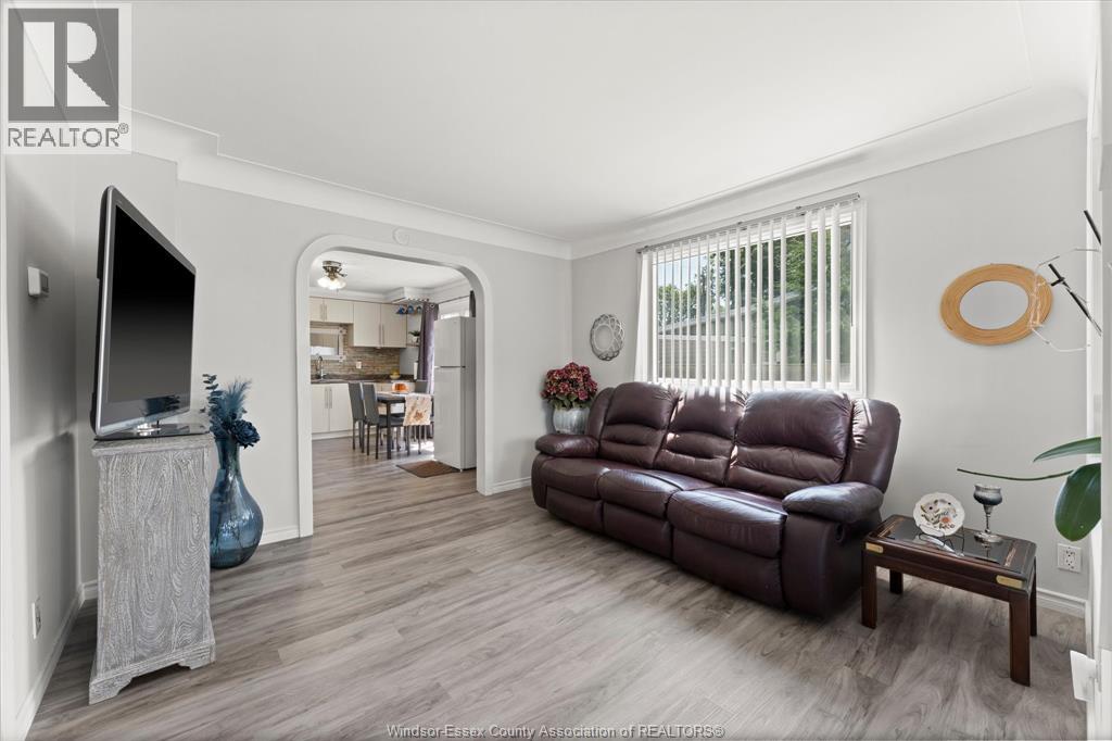 964 Eastlawn Avenue, Windsor, Ontario N8S 3H9 - Photo 8 - 26014333